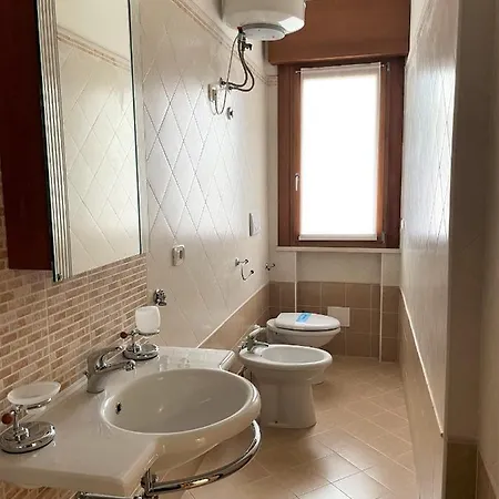 Nildes - * Бібіоне