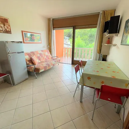 Nildes - Бібіоне